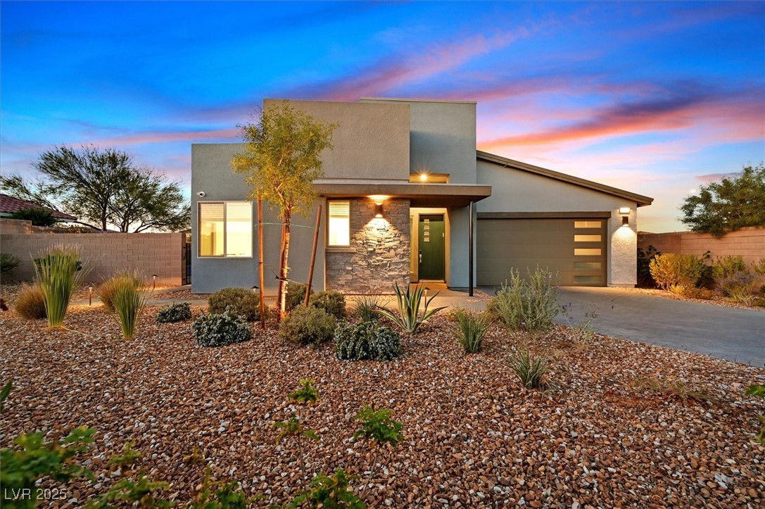 9715 Crisman Ridge Street