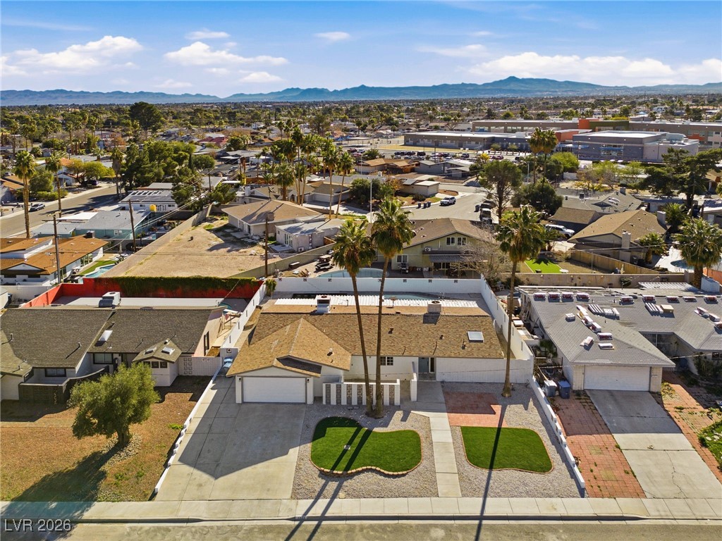 1555 Pawnee Drive