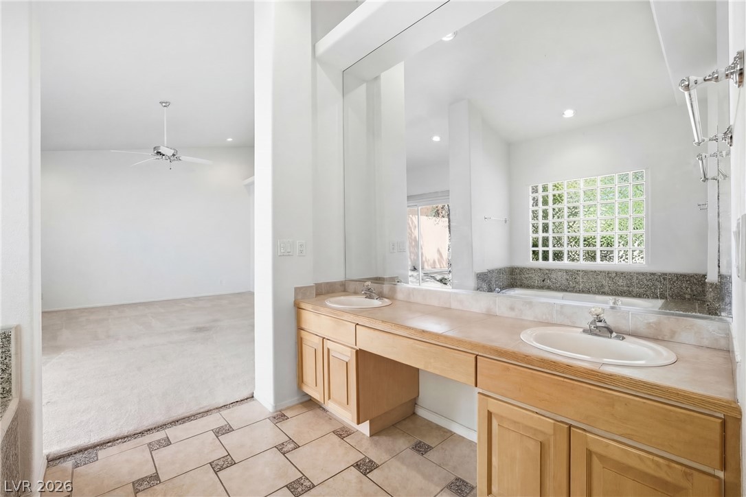 206 East Mesa Verde Lane