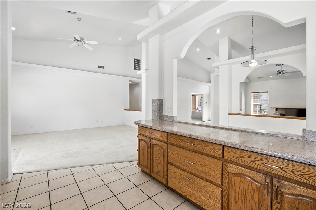 206 East Mesa Verde Lane