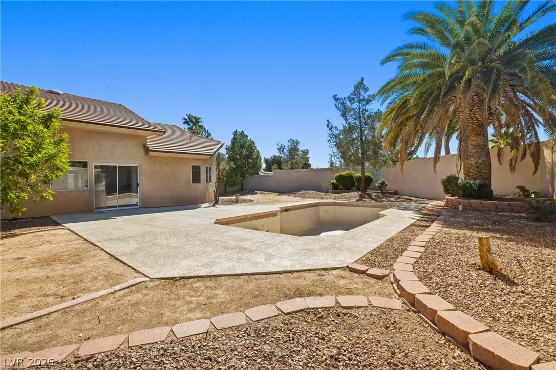 206 East Mesa Verde Lane