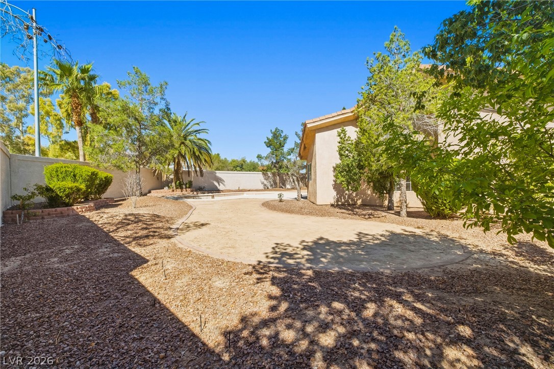 206 East Mesa Verde Lane