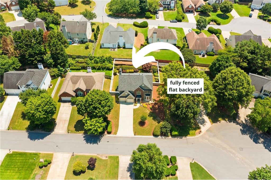 560 Edgehill Place