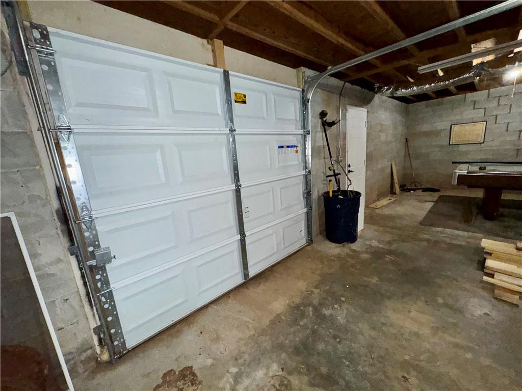 1335 Hillcrest Drive