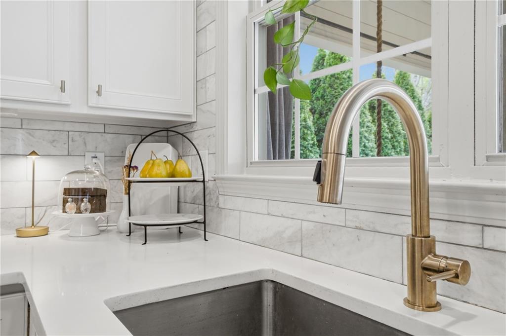 3665 Gadolinite Trail