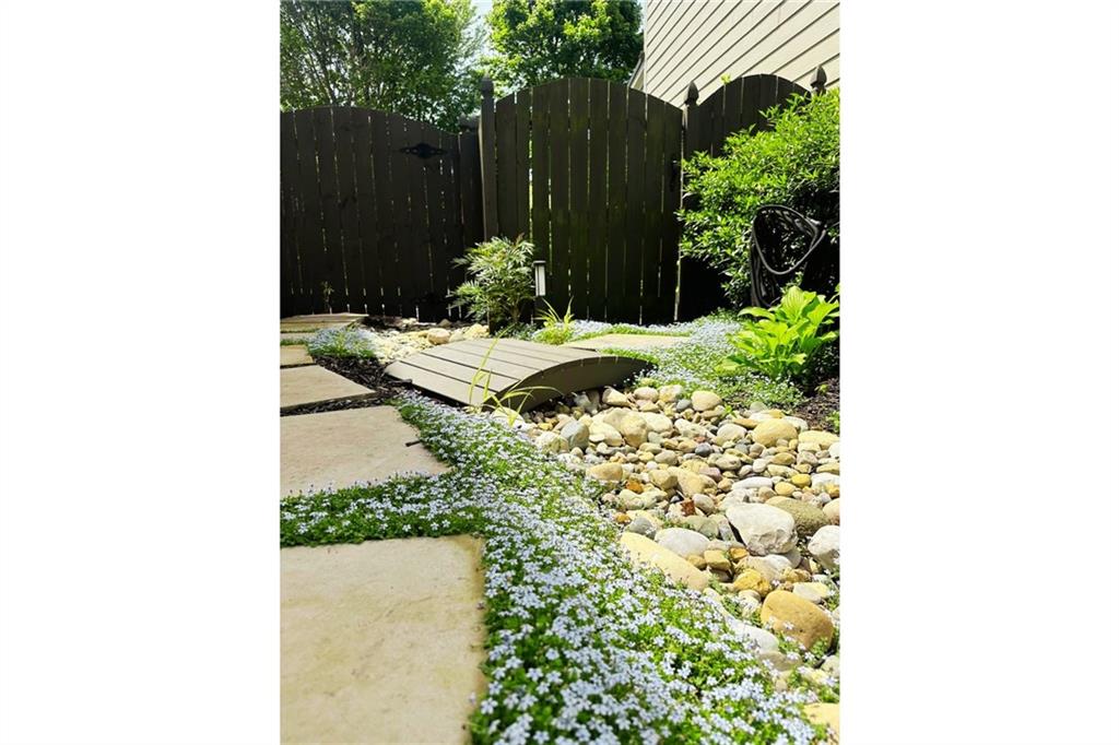 3665 Gadolinite Trail