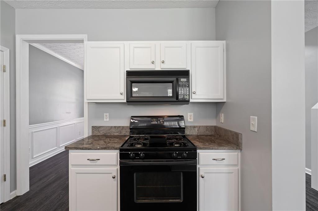 951 Island Pointe Way