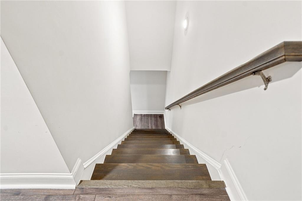 3340 Swallowtail Terrace