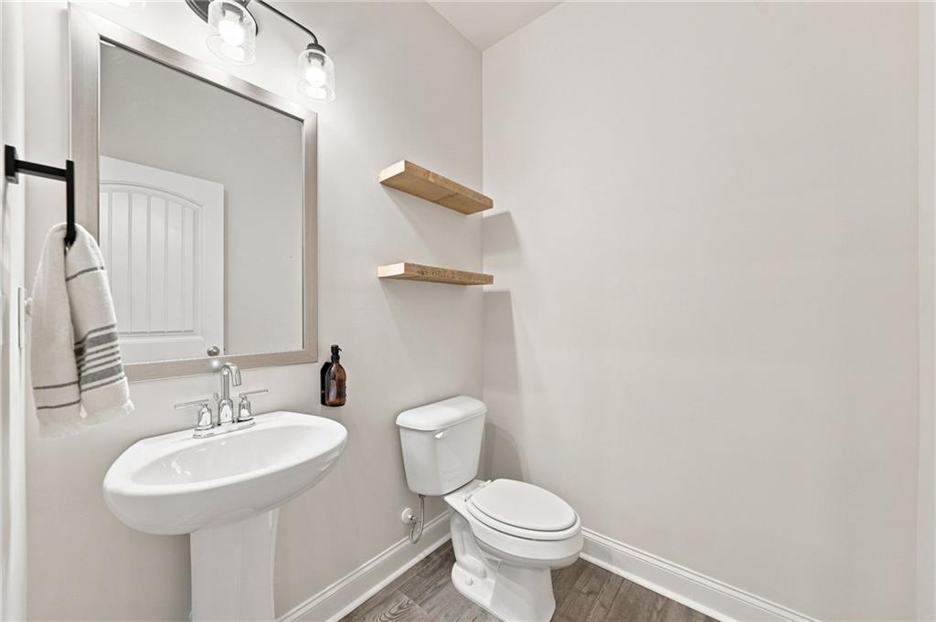 3340 Swallowtail Terrace