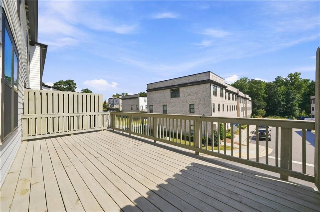 3340 Swallowtail Terrace