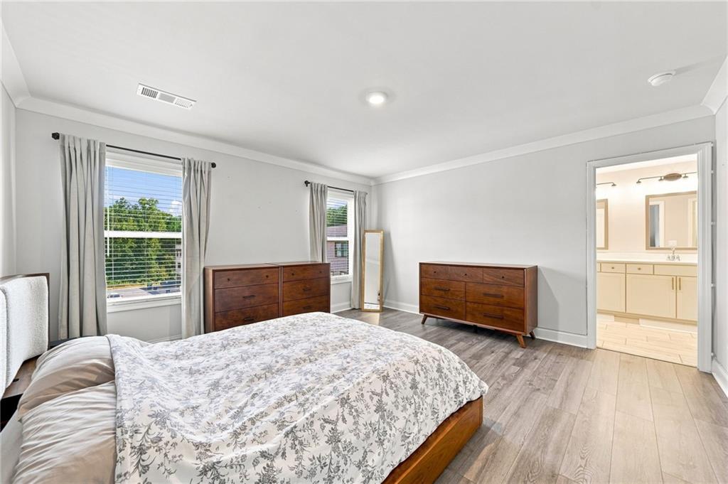 3340 Swallowtail Terrace
