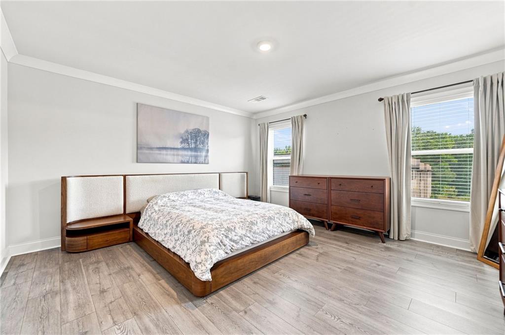 3340 Swallowtail Terrace