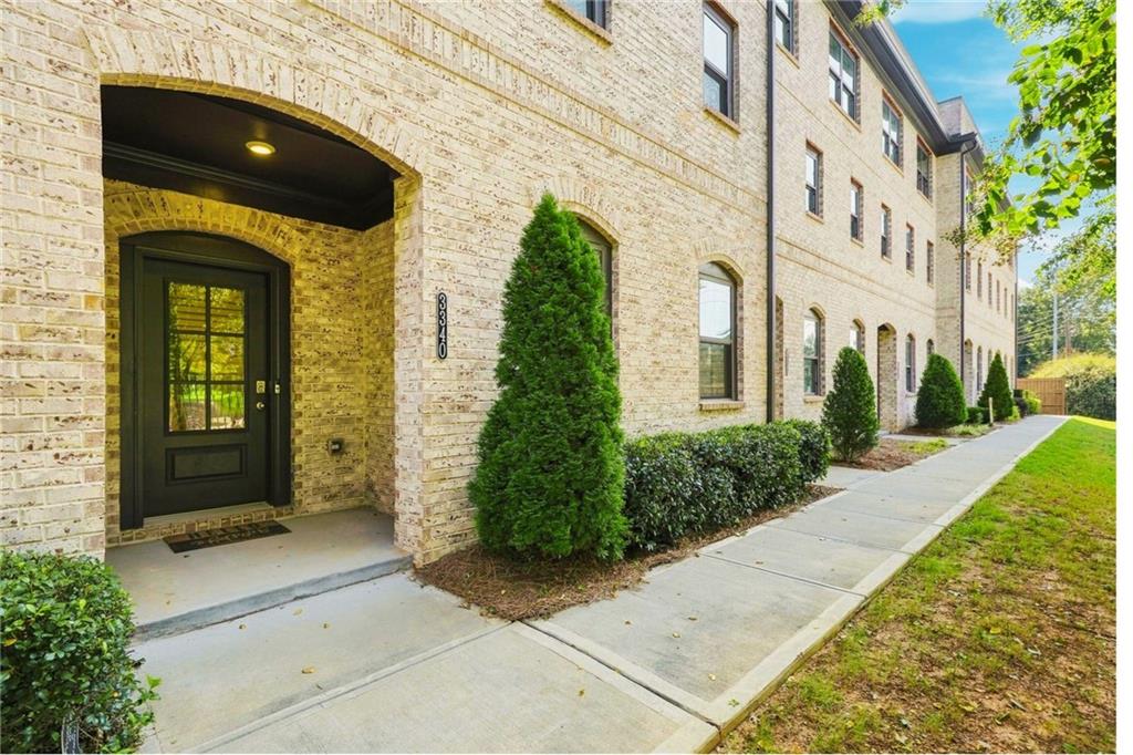3340 Swallowtail Terrace