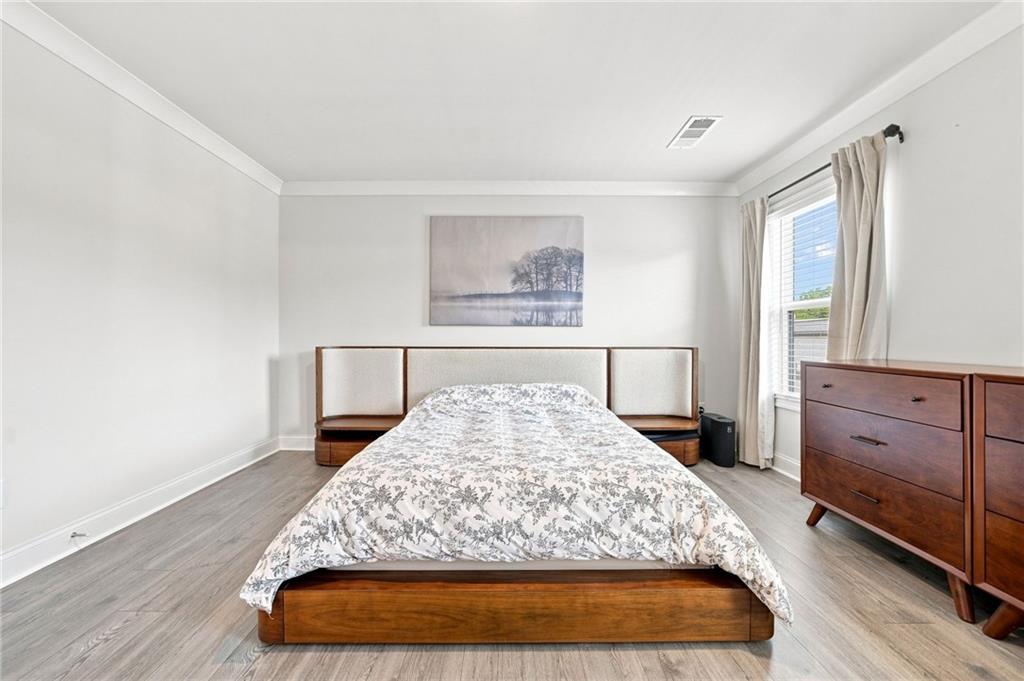 3340 Swallowtail Terrace