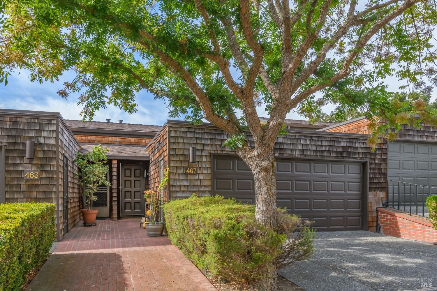 467 El Faisan Drive