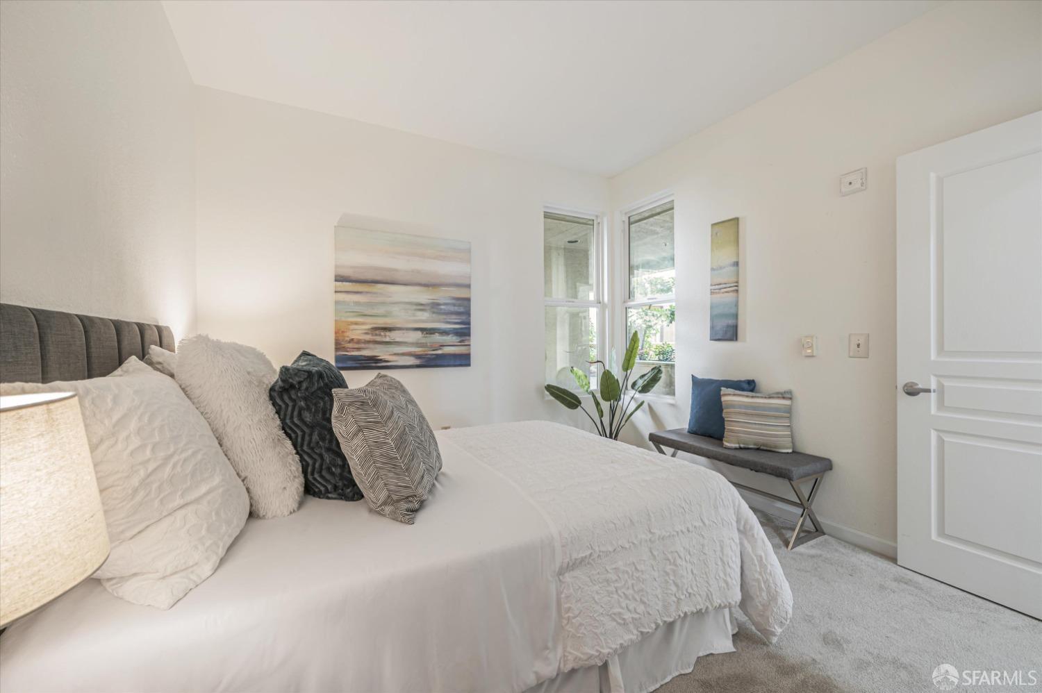 101 Crescent Way # 2108
