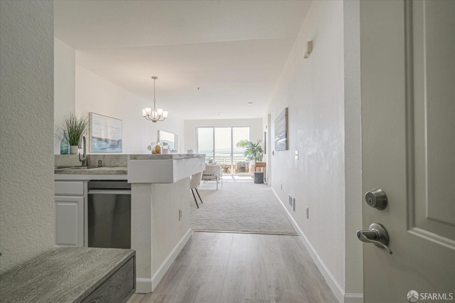 101 Crescent Way # 2108