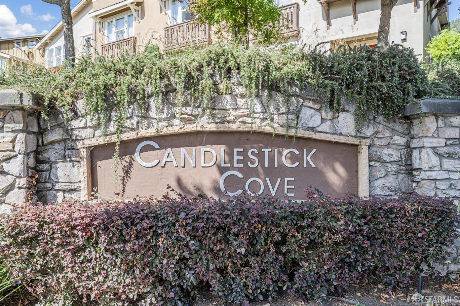 101 Crescent Way # 2108