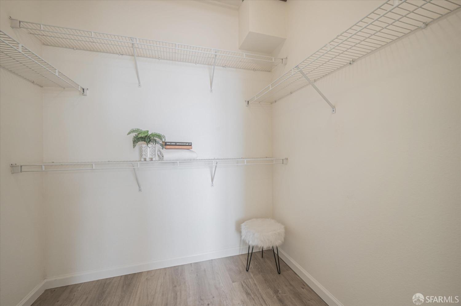 101 Crescent Way # 2108