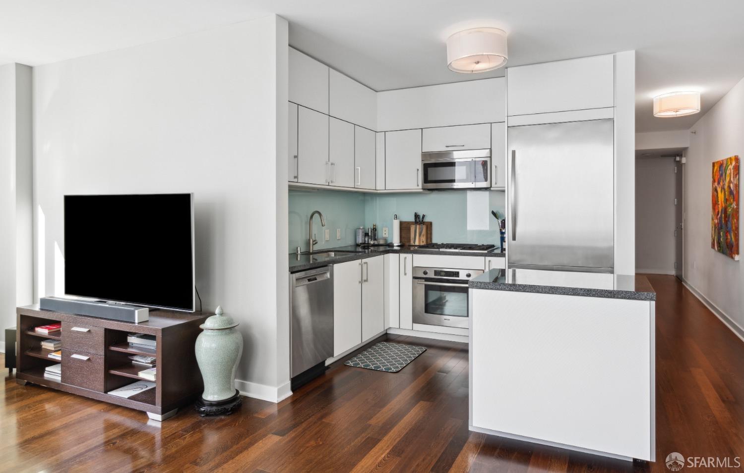 333 Main Street # 5E