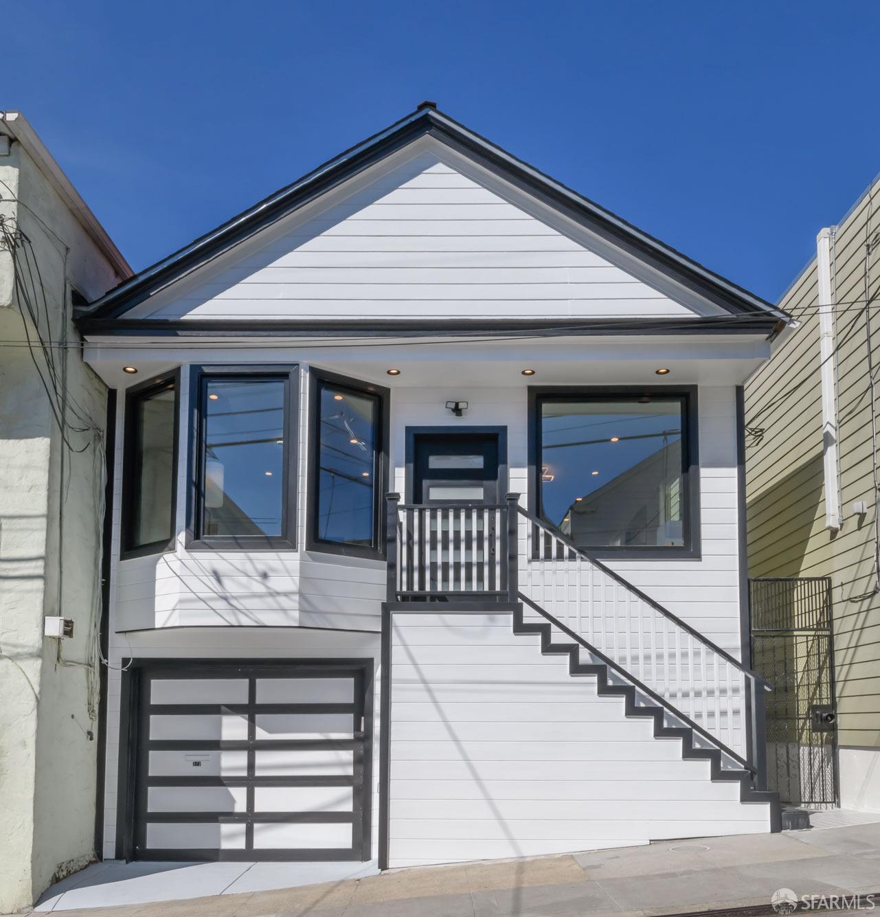 372 Moultrie Street