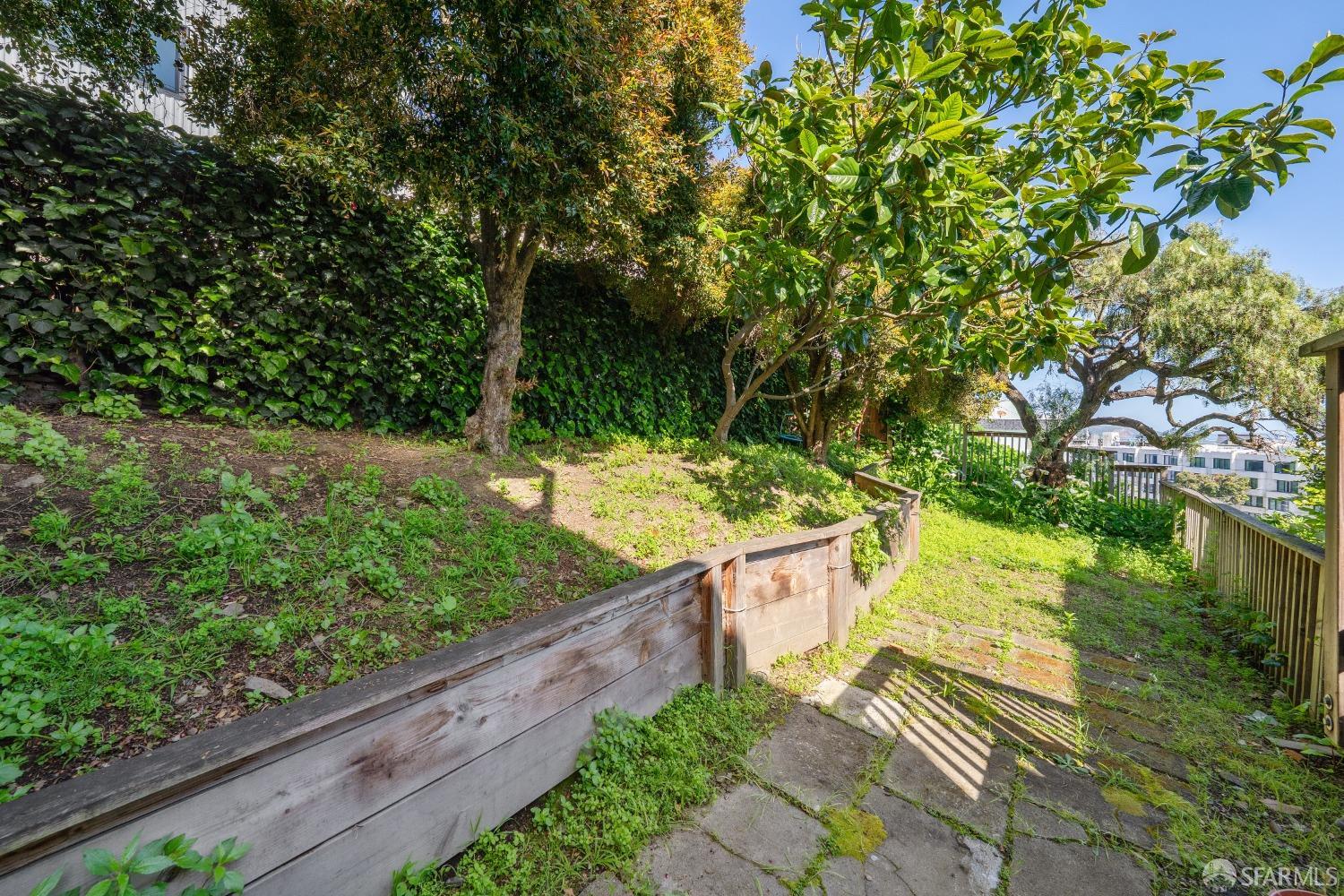 740 Francisco Street