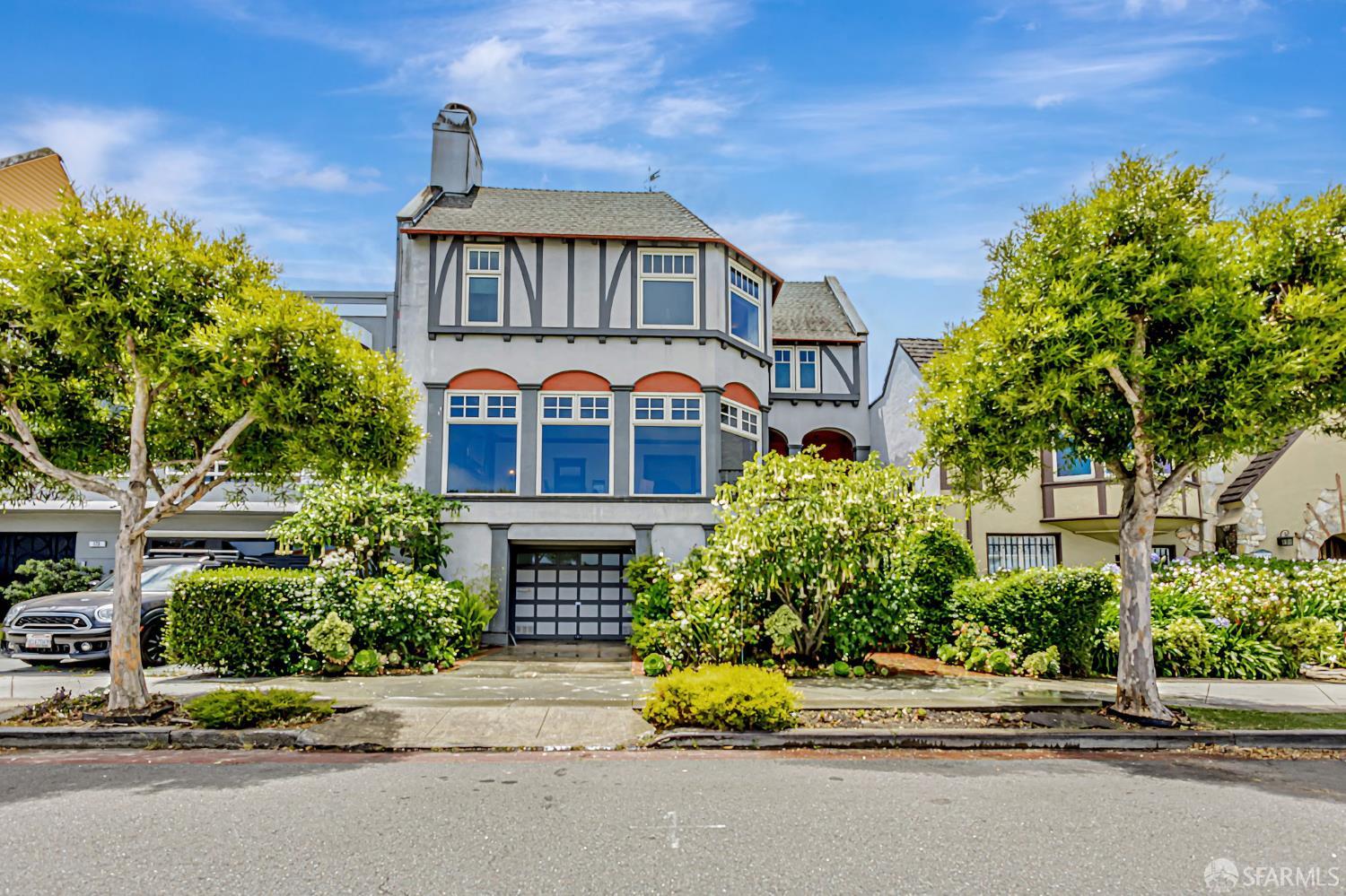181 Marina Boulevard