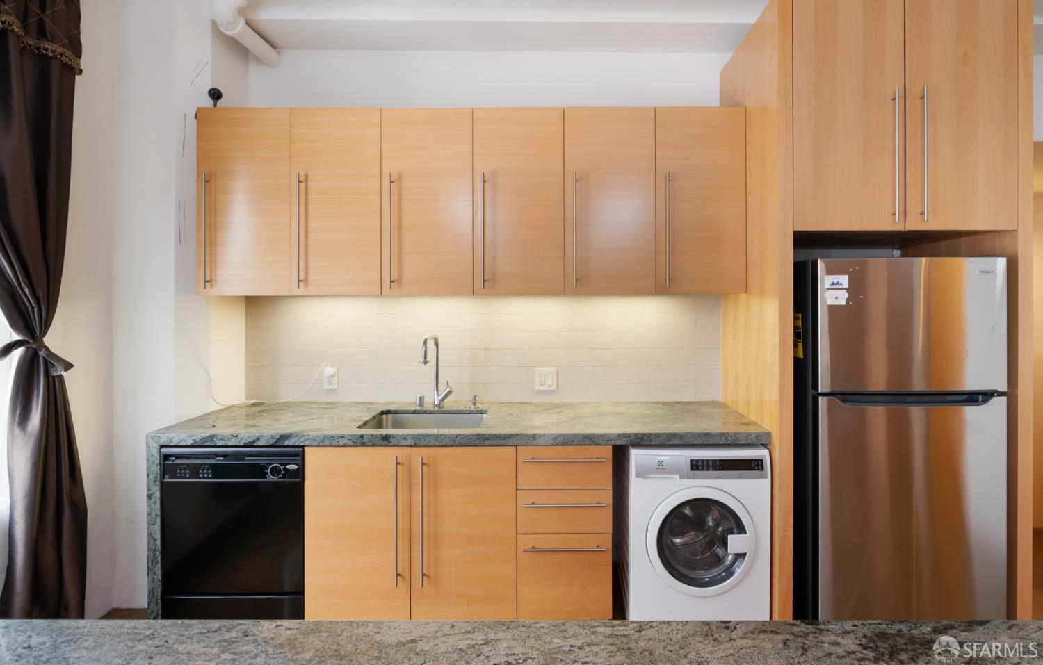 2 Mint Plaza # 207