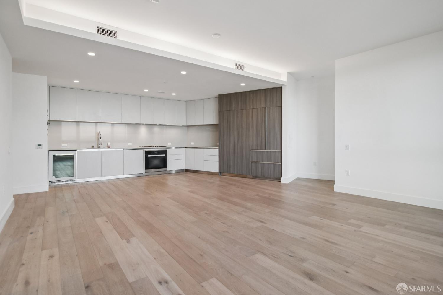 1 Bristol Court # 304