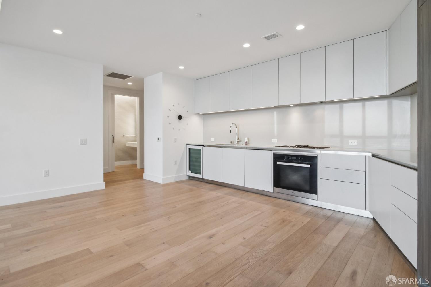 1 Bristol Court # 304