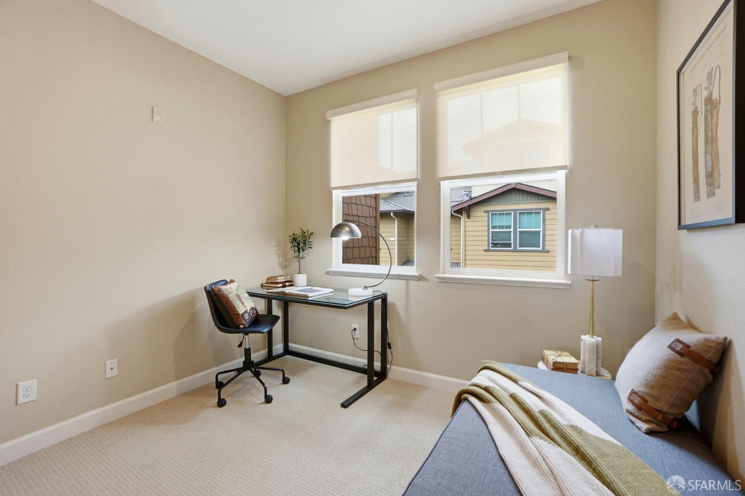 2541 Oak Road