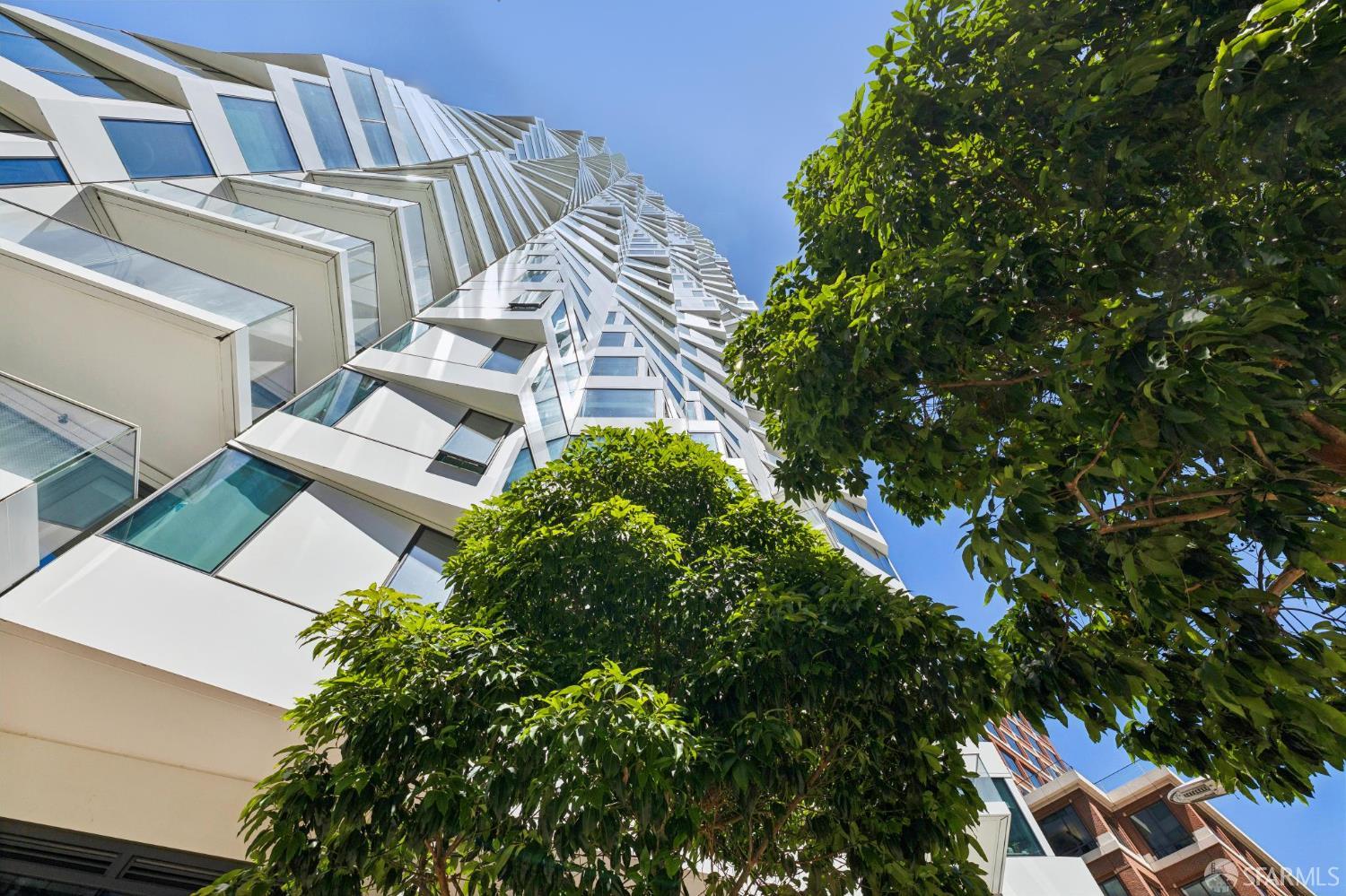 280 Spear Street # 10C