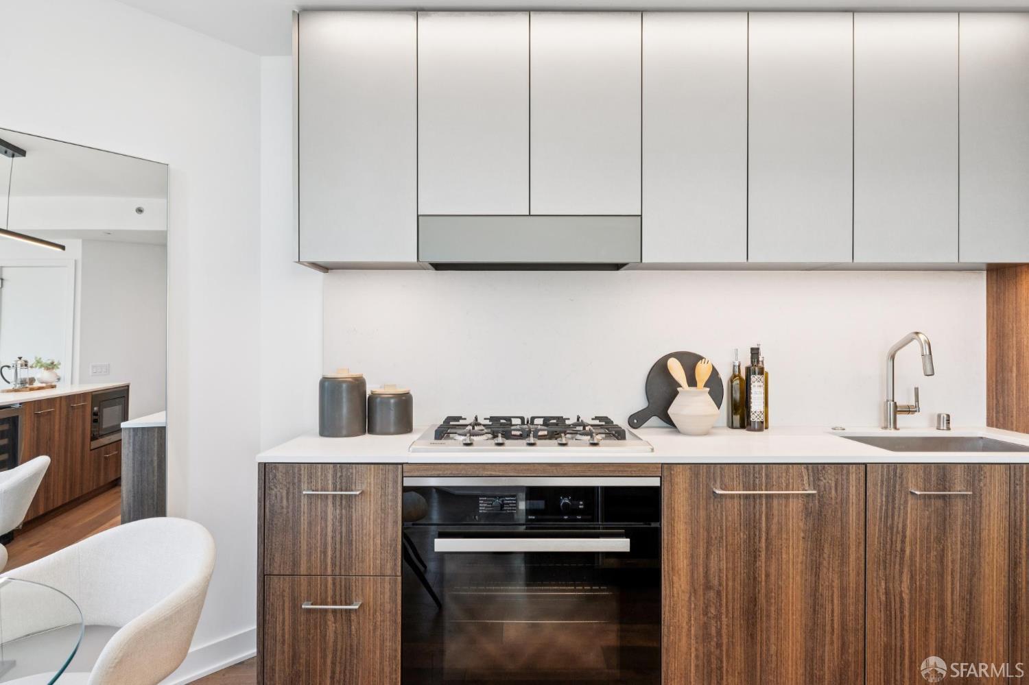 280 Spear Street # 10C