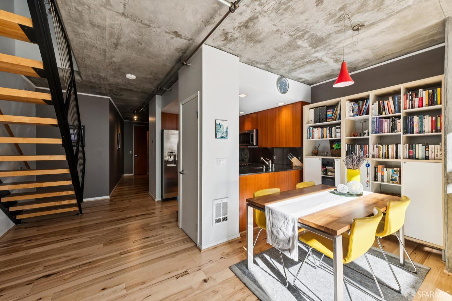 77 Dow Place # 307
