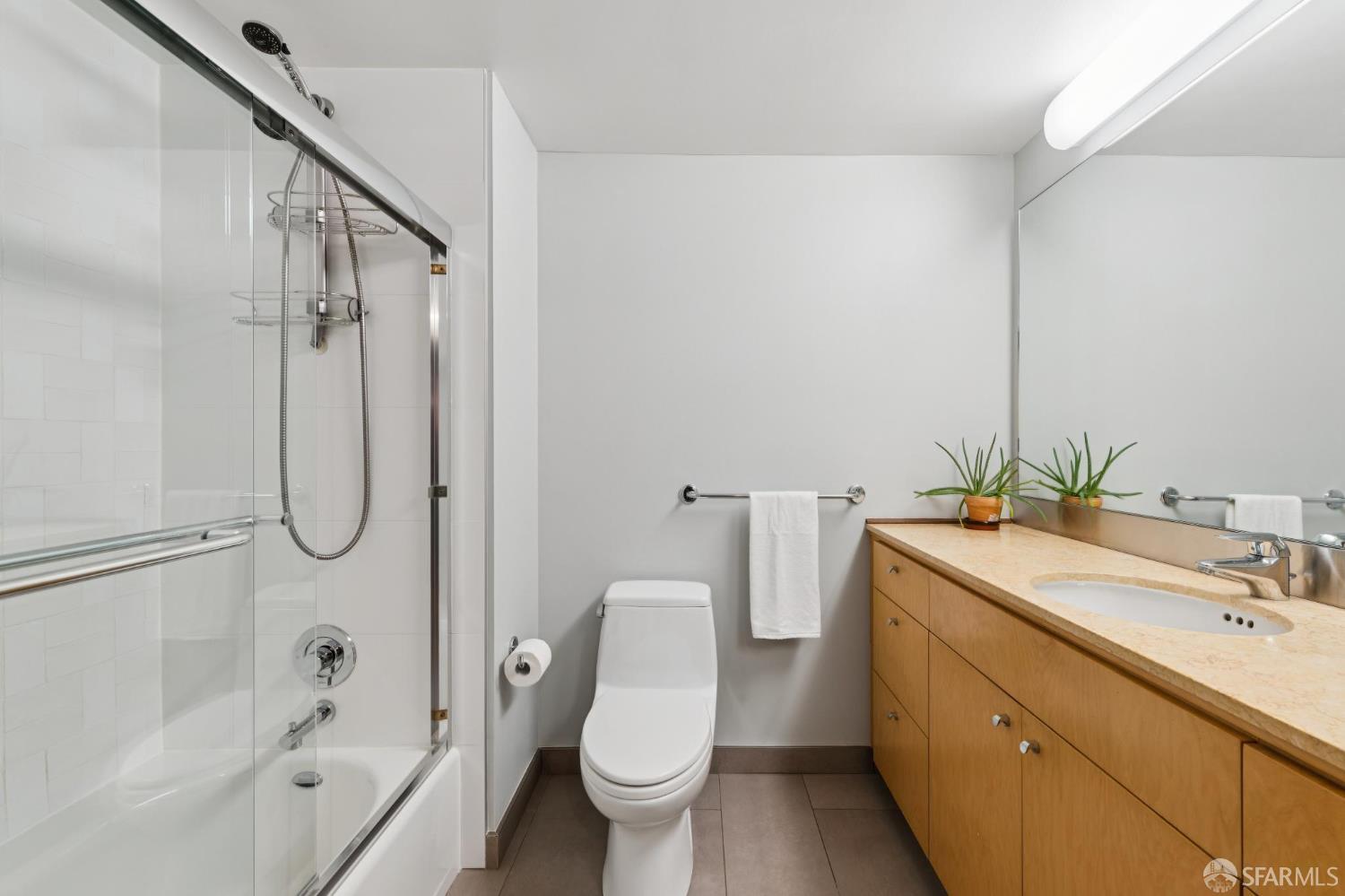 77 Dow Place # 307