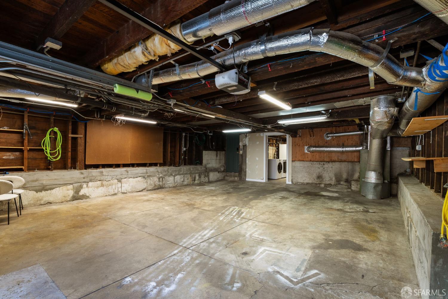 3631 Cesar Chavez Street