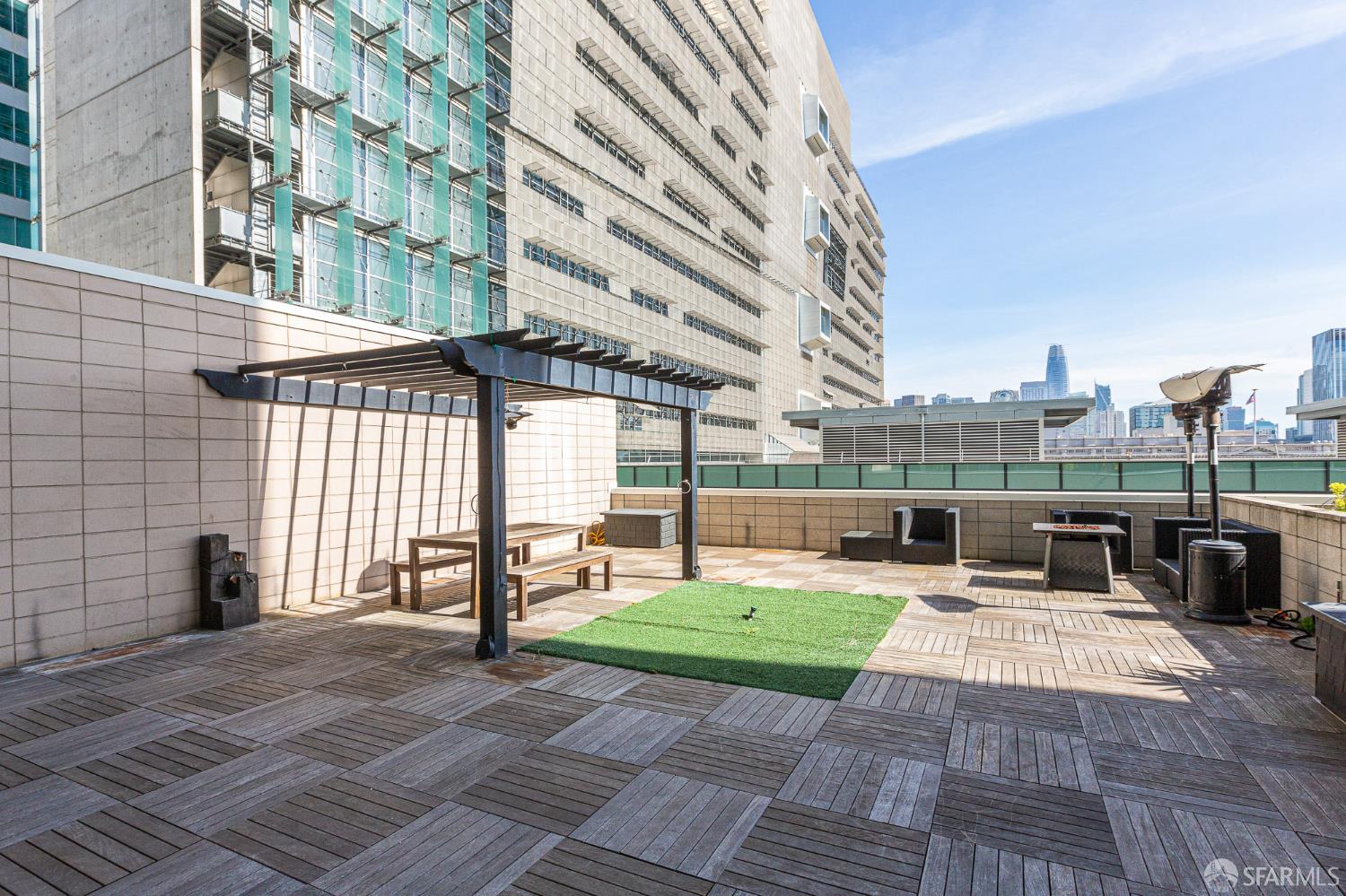 1160 Mission Street # 2211