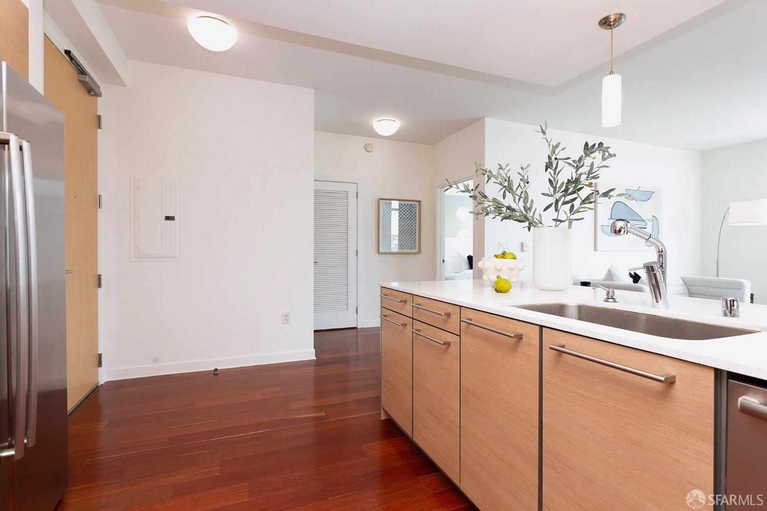 1160 Mission Street # 2211