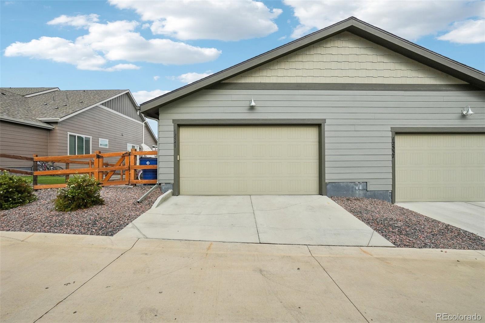 12541 Lake View Street