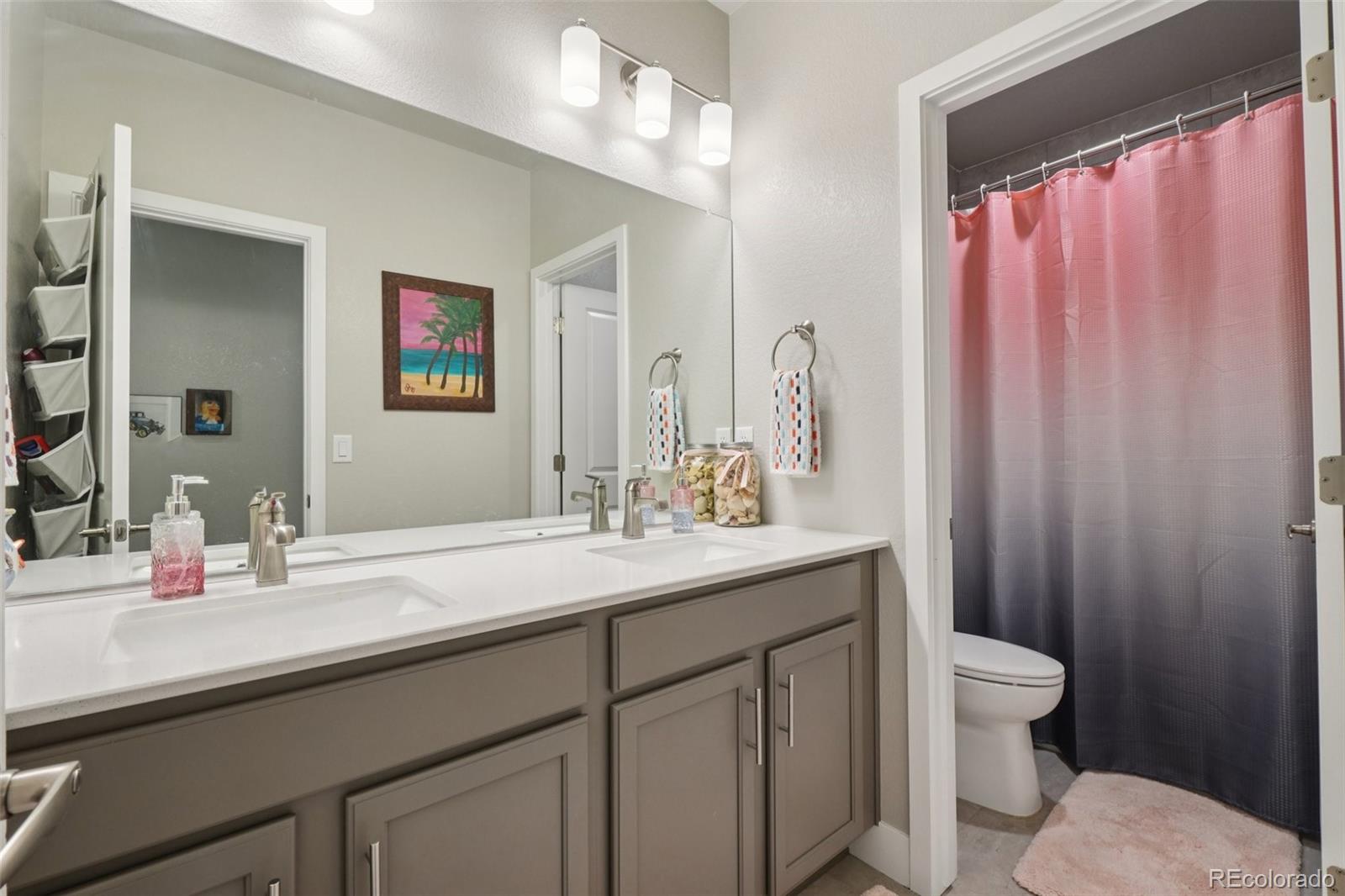 12541 Lake View Street