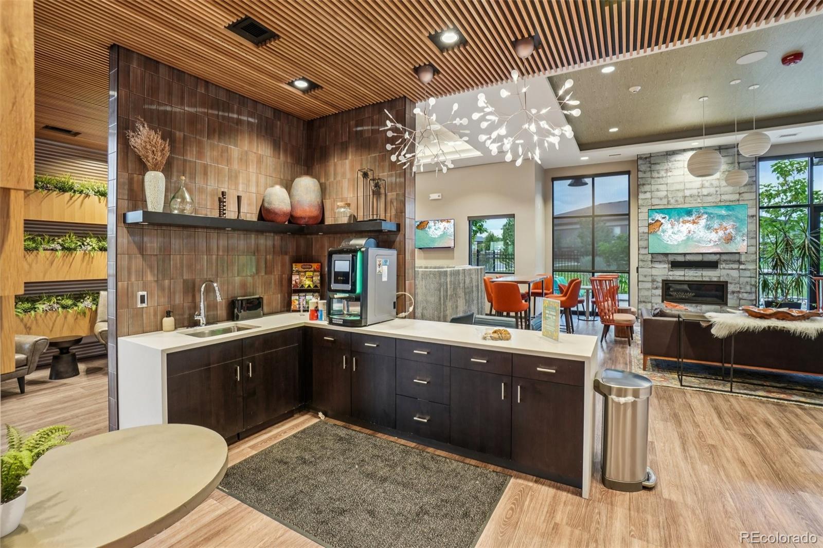 12541 Lake View Street