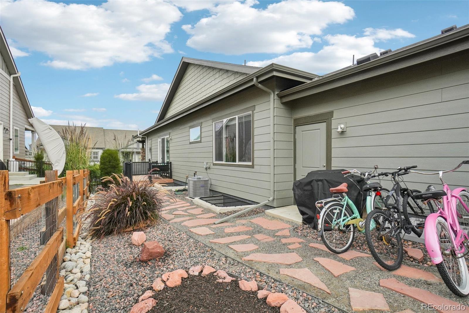 12541 Lake View Street