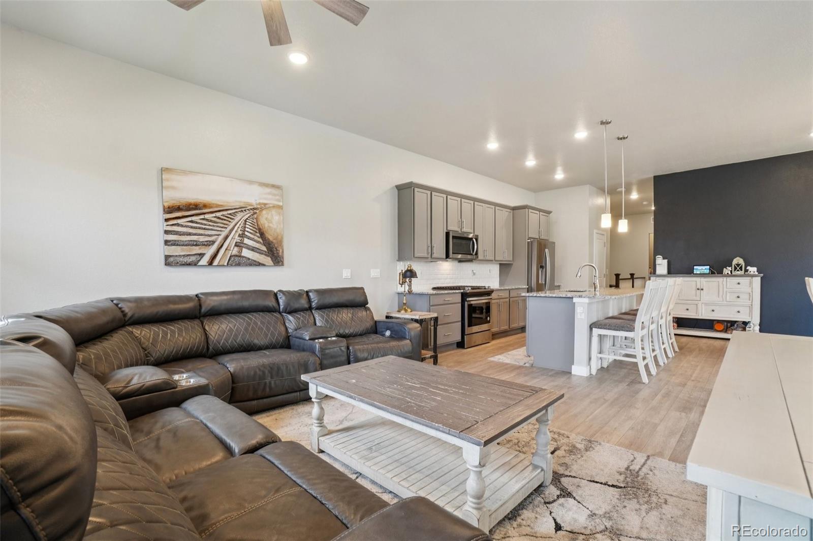 12541 Lake View Street