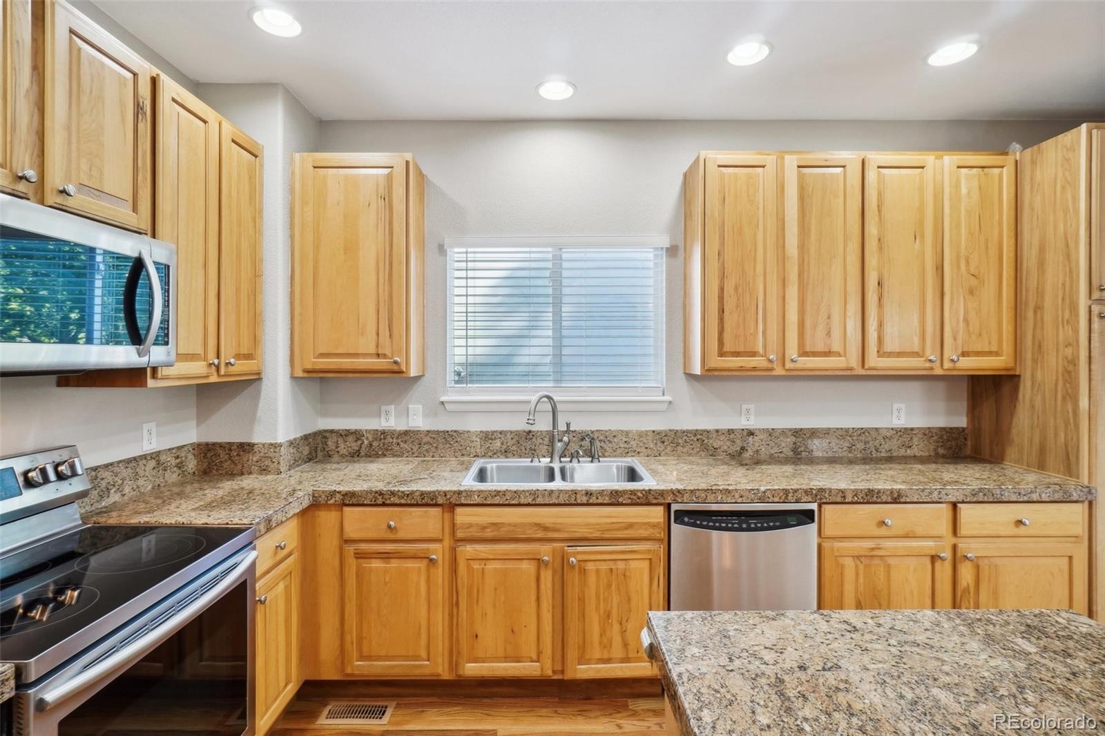 6489 Silverleaf Avenue