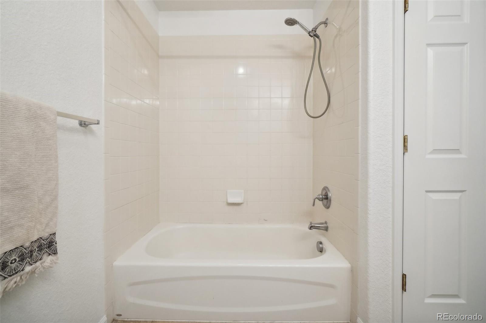 3375 Boulder Circle Unit: 201