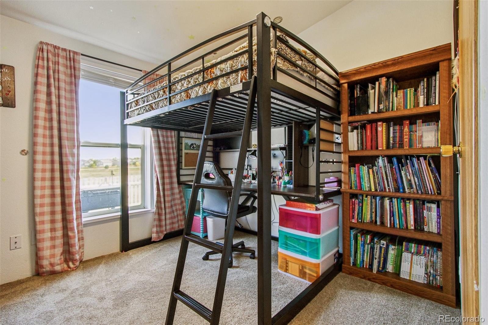 7765 Hummingbird Unit: 74