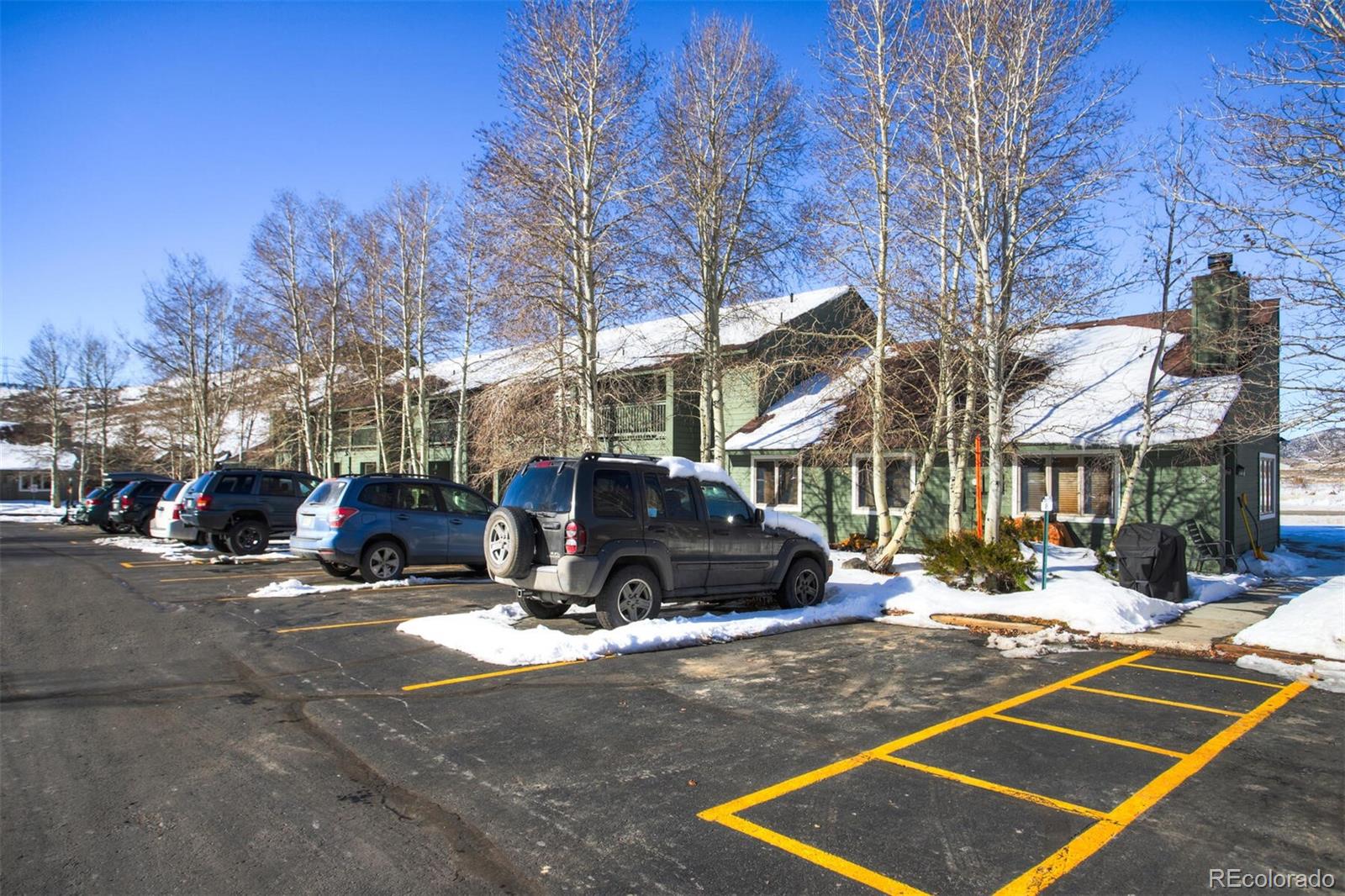 252 Cove Boulevard Unit: 9