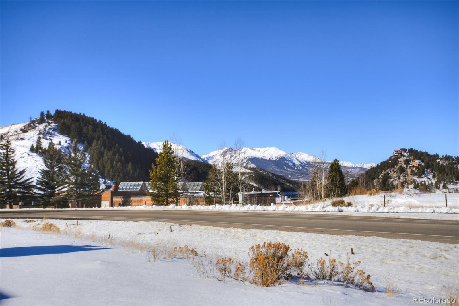 252 Cove Boulevard Unit: 9