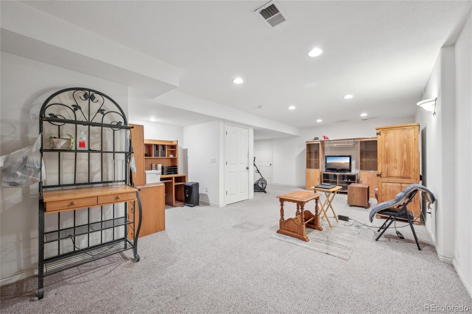 1114 Cottonwood Court