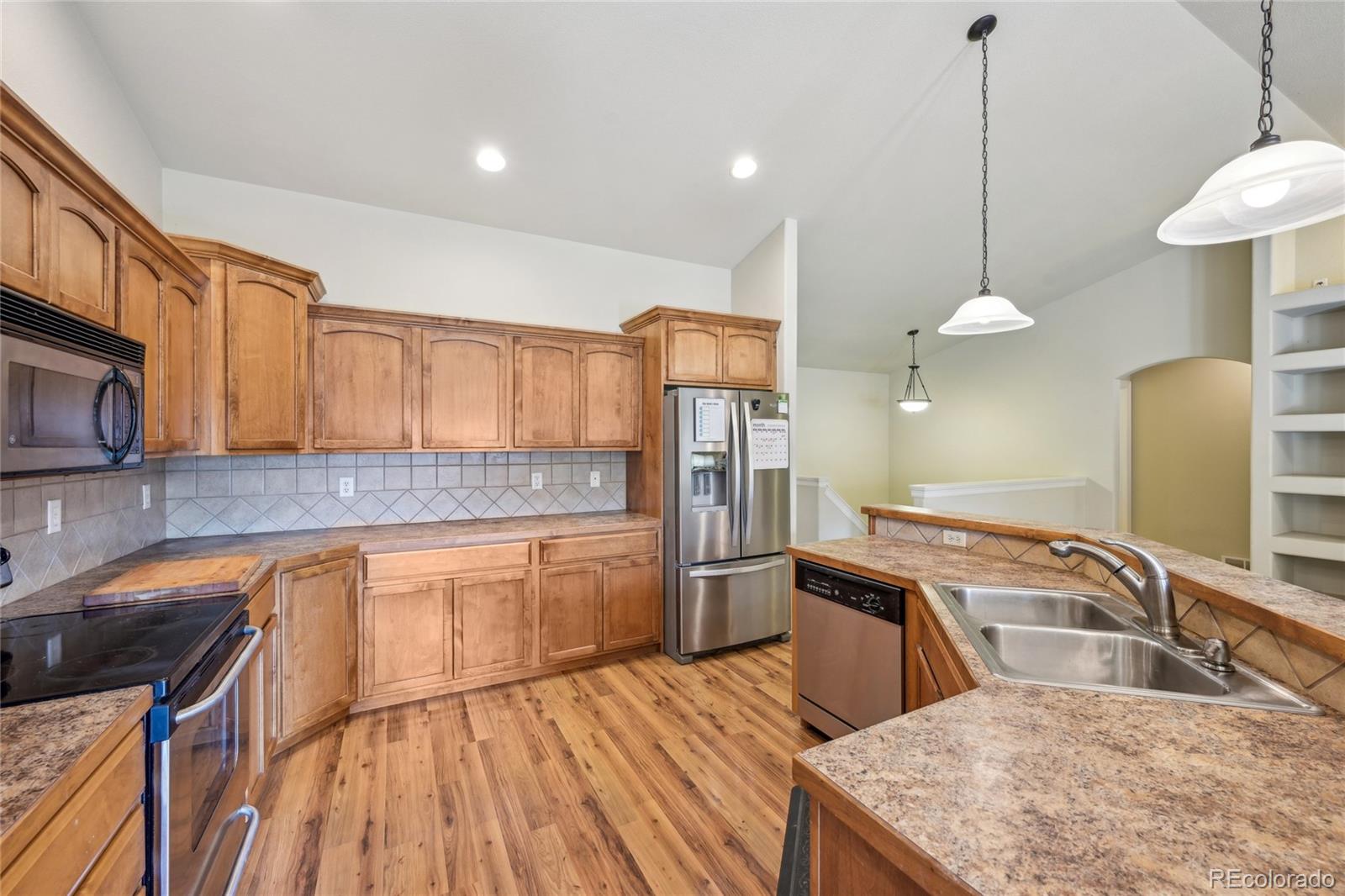 1114 Cottonwood Court